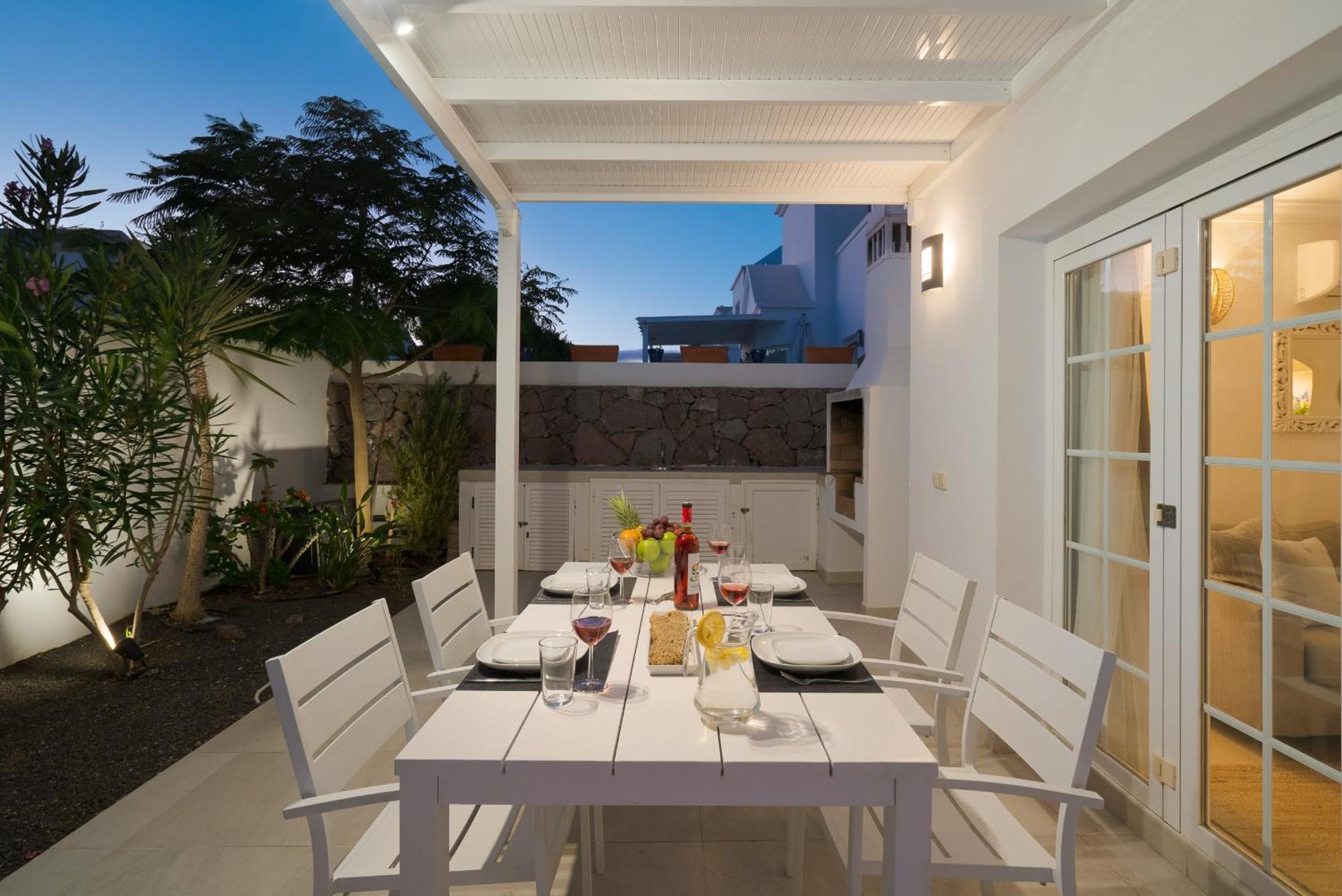 Villa Charlana By Buenavilla Puerto del Carmen  Buitenkant foto